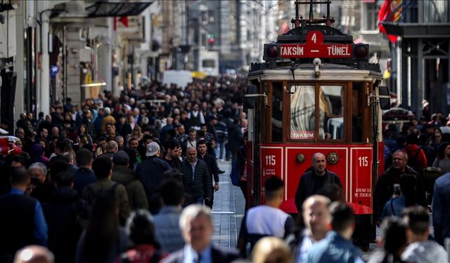 Türkiye'nin nüfusu 85 milyon 980 bini geçti
