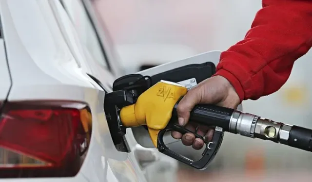 Benzine Beklenen İndirim ÖTV’ye Takıldı