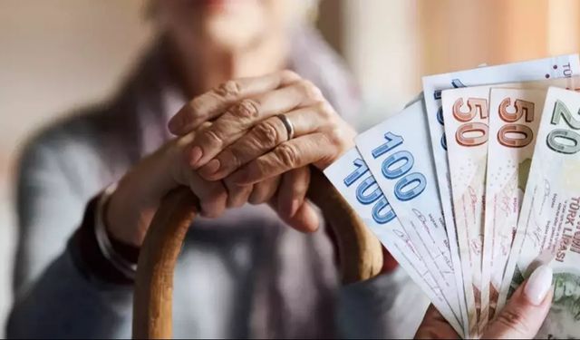 Emekliye 10 Bin TL Ek Maaş Desteği!