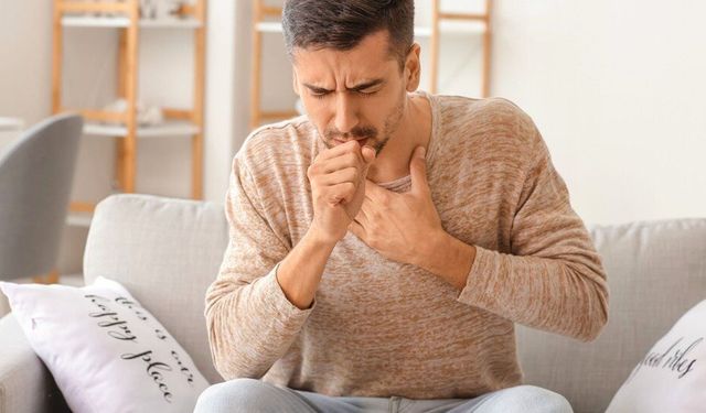 Geçmeyen Öksürüğe Dikkat: Ne Zaman Uzmana Başvurulmalı?