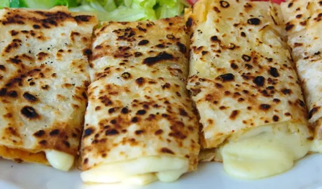 En Kolay ve En Nefis Gözleme Tarifi!