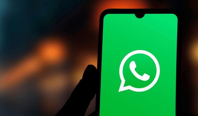 WhatsApp’ta Gizli Özellik Ortaya Çıktı: Mavi Tik Gitmeden Mesaj Okumanın Yolu Bulundu