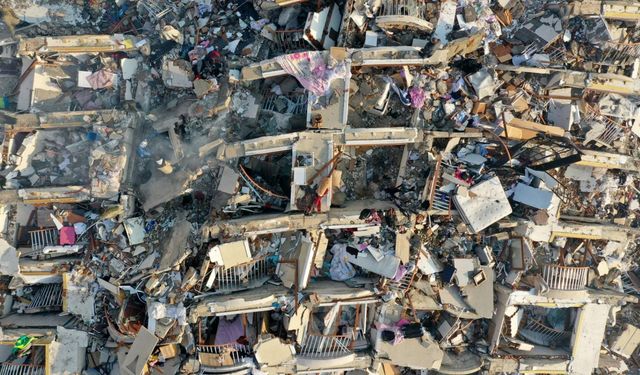 5,6 Büyüklüğünde Deprem! Can ve Mal Kaybı Var mı?