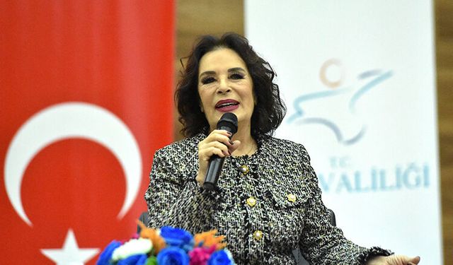 Hülya Koçyiğit Van’da sinemanın aileyle bağını anlattı