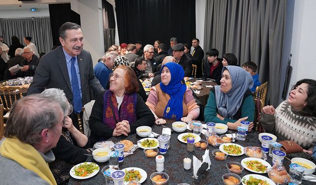 Tepebaşı’nda kardeşlik sofrası: Başkan Ataç engelli ailelerle buluştu
