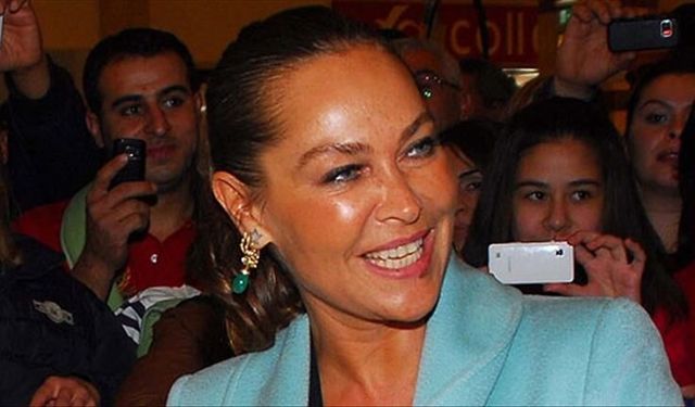 İsmail Saymaz ve Hülya Avşar Arasında "Dizi Sahnesi" Gerilimi