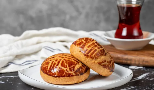 Pastane usulü poğaça tarifi! Ağızda Dağılan Puf Puf Poğaça Sırrı!