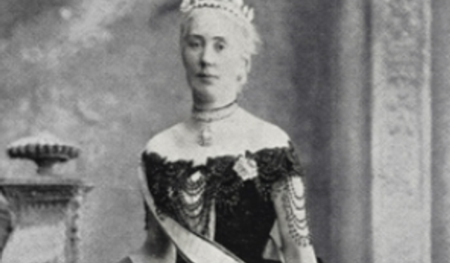 Osmanlı’nın kadınlara verdiği Şefkat Nişanı’nın hikâyesi