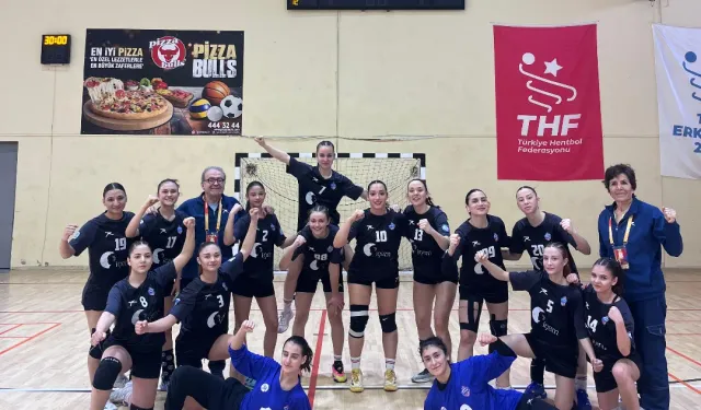 Eskişehir hentbol play-off’a lider girdi