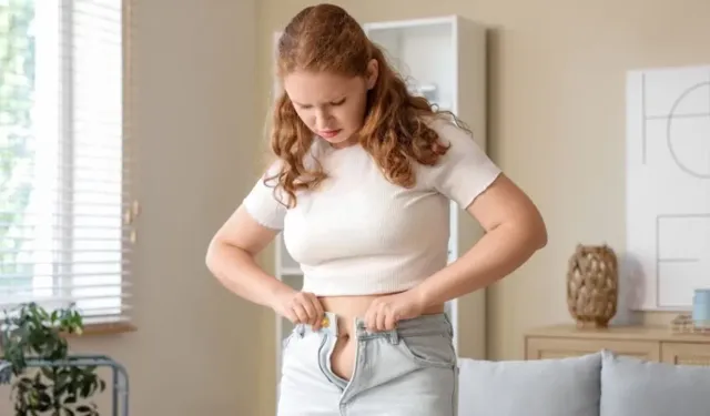 Fazla Kilolu Her 10 Kişinin 7'sinde Karaciğer Yağlanması Var