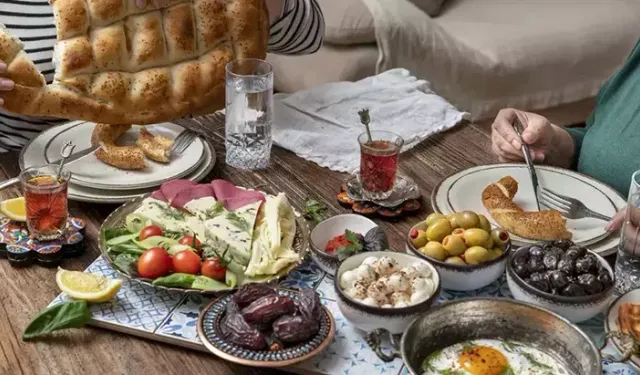 Ramazan’da Sağlıklı ve Dengeli Beslenme İçin Öneriler