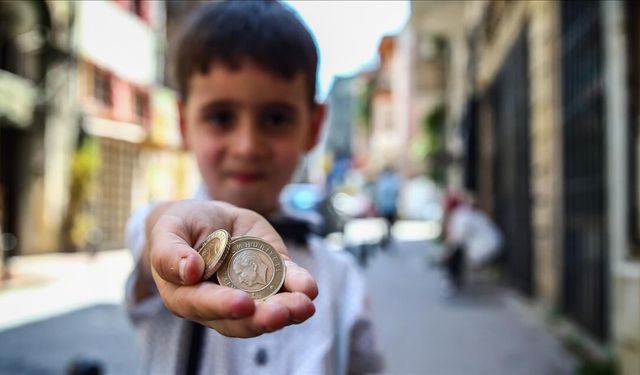 Kumbardaki Hayaller: Bayram Harçlığı ve Finansal Bilinç