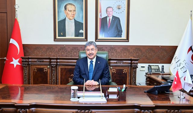 Vali Yılmaz'dan anlamlı kutlama mesajı!