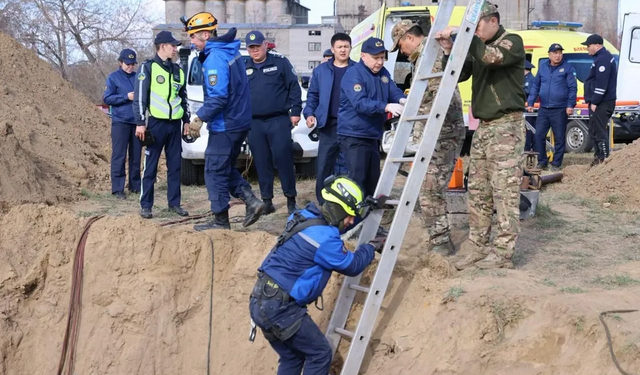 Kazakistan’da Su Hattı Çalışmasında Göçük: 2 İşçi Hayatını Kaybetti