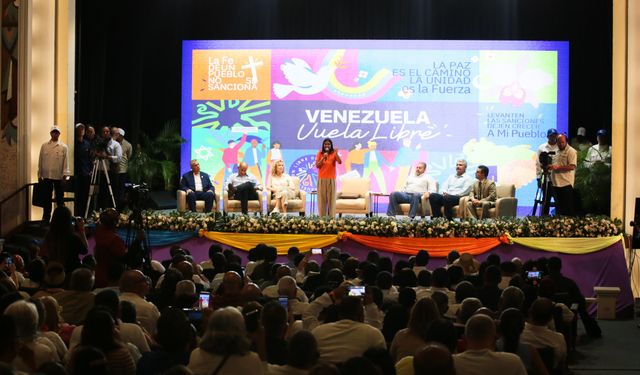 Venezuelalılar ABD Yaptırımlarına Karşı Başkent Yolunda