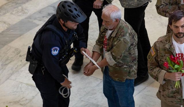 ABD Kongresi'nde İran Karşıtı Protesto: 62 Kişi Gözaltında