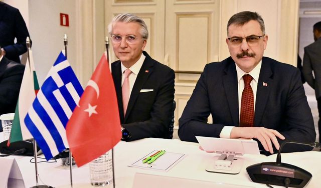 Bakan Çiftçi Atina’da Üçlü Mekanizma Toplantısı’na katıldı