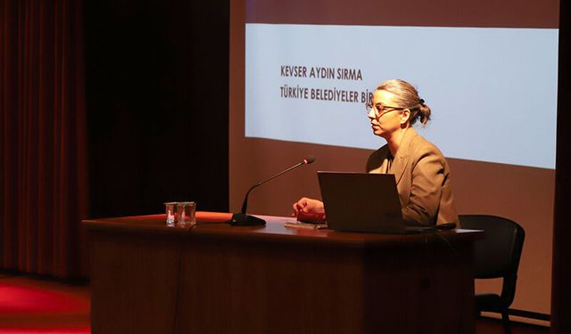 Eskişehir Büyükşehir Belediyesinde resmi yazışma eğitimi düzenlendi