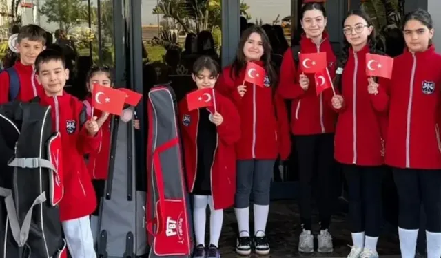 Eskişehirli eskrimciler sahne aldı