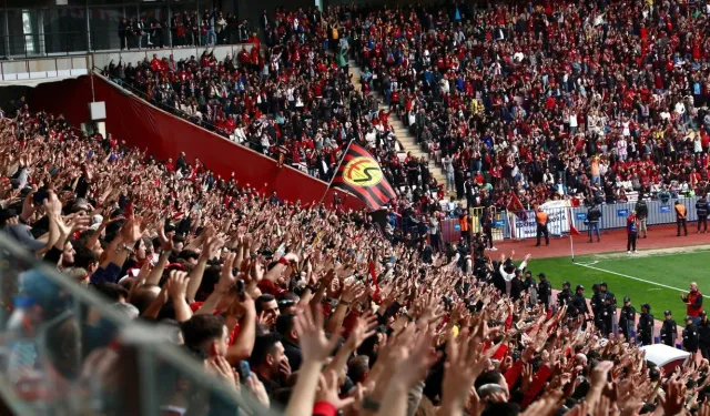 Vali Yılmaz’dan Eskişehirspor’un Kuruluş Yıl Dönümüne Özel Kutlama