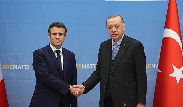 Erdoğan ve Macron’dan Kritik Görüşme: Orta Doğu’da Ateşkes ve Diplomasi Trafiği