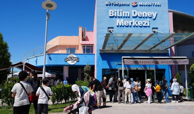 "2026 Eskişehir Yılı"nda Bayram Rekoru: Turistik Merkezlere 116 Bin Ziyaretçi