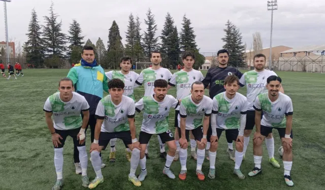 Çamlıcaspor İddiasını Sürdürdü