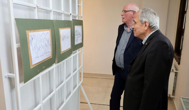 Gelecek Atölyesi Öğrencilerinden Karikatür Sergisi