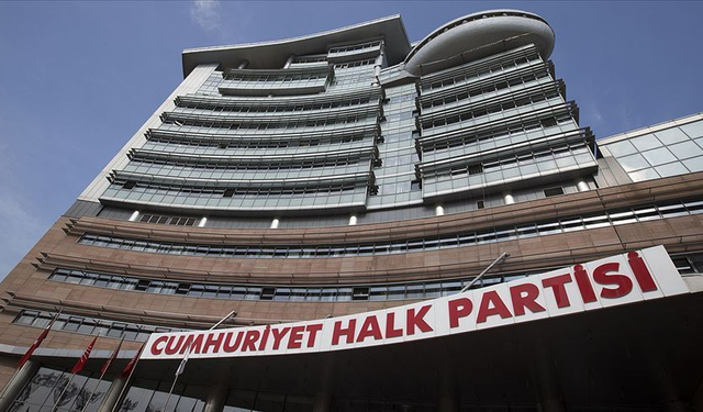 CHP Genel Merkezi’nde Tahliye Krizi ve Polis Müdahalesi