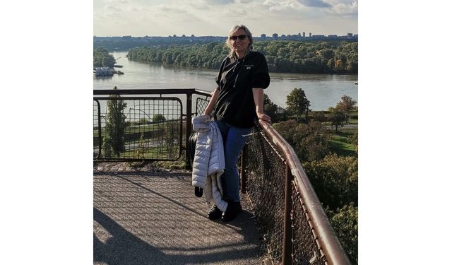 Bayram Ziyaretinde Acı Olay: Yazar Ayten Öztürk Bıçaklanarak Öldürüldü