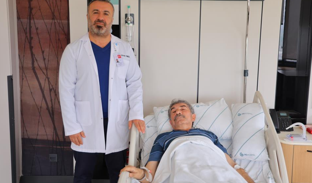 Kahramanmaraş’ta hastanın böbreğinden 20 santimetrelik tümör çıkarıldı