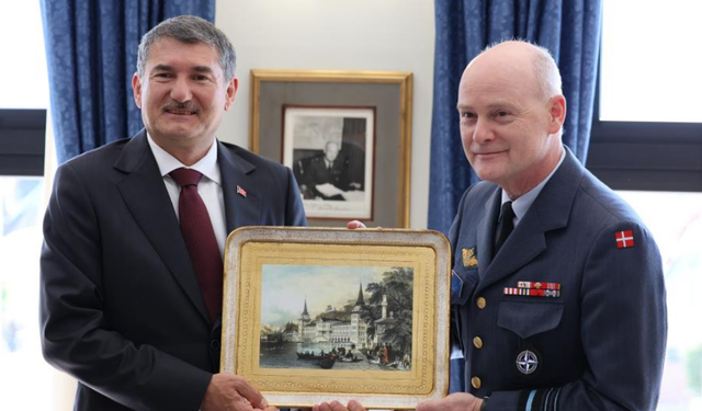 Roma'da "Türkiye ve NATO" paneli düzenlendi