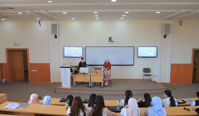Anadolu Üniversitesi Türk Dili ve Kültürü Programı Orta Asya’da İlgiyle Karşılandı