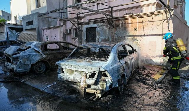İran'ın Bahreyn saldırısında şarapnel parçaları eve isabet etti