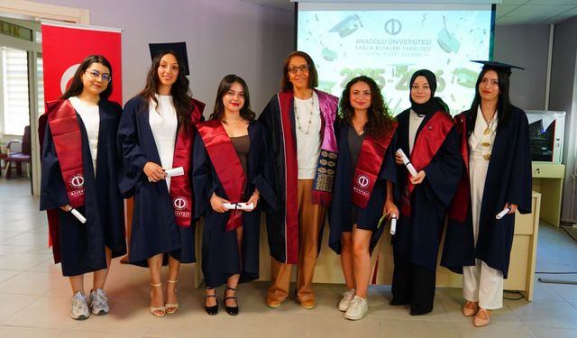 Sosyal hizmet uzmanları yemin etti!