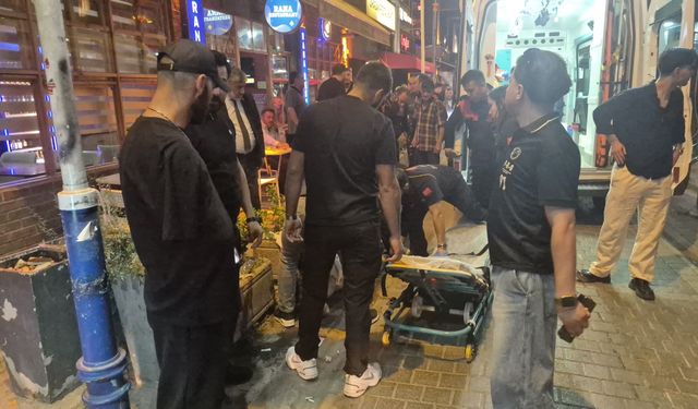 Eskişehir Barlar Sokağı’nda Bıçaklı Kavga