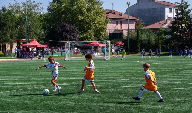 30 Ağustos Zafer Bayramı Mini Minikler Futbol Şenliği Coşkuyla Başladı