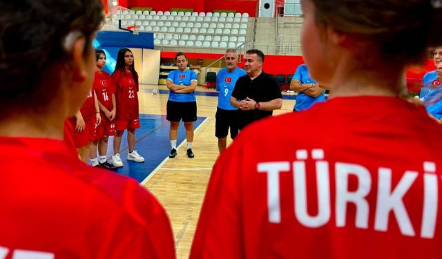 Millî takım şampiyonaya hazırlanıyor!