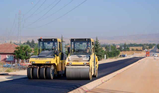 Eskişehir 100. Yıl Bulvarı’nda Asfalt Mesaisi