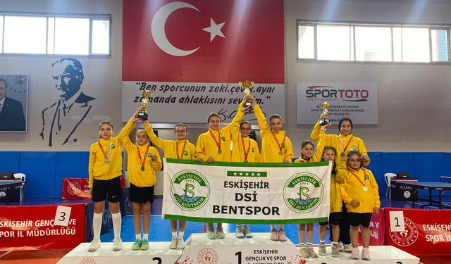DSİ Bentspor kürsüyü kapattı!