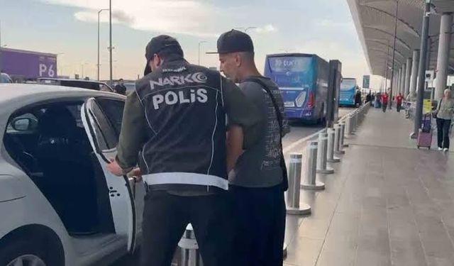Manifest Kurucusu Suçlamaları Reddetti