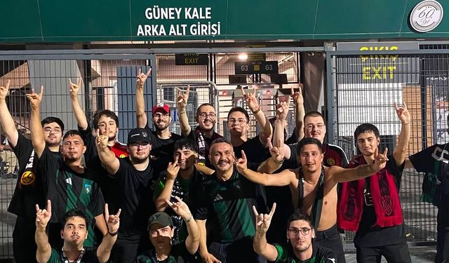 ÜniNEFER Kocaeli tribününde yerini aldı!