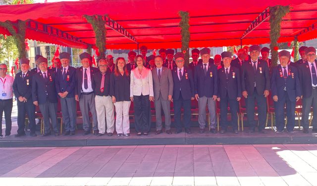 Eskişehir’in Kurtuluşunun 104’üncü Yılı Törenle Kutlandı