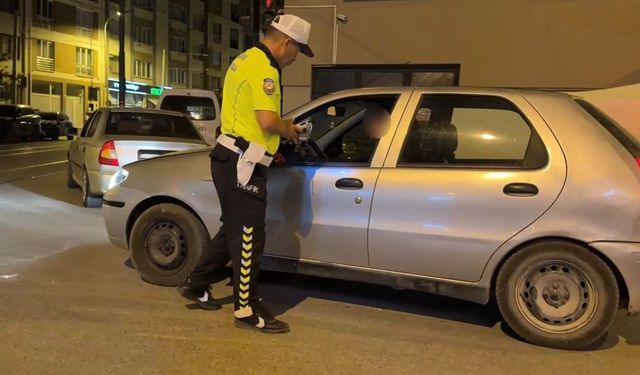 Alkollü Sürücü Kendisini Yakalayan Aynı Polise 2 Ay Sonra Yine Yakalandı