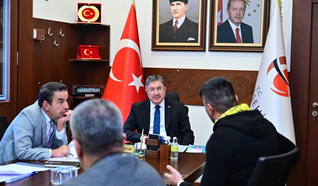 Eskişehir Valisi Dr. Erdinç Yılmaz vatandaşlarla buluştu