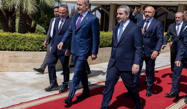 Bakan Fidan Temaslarda Bulunmak Üzere Şam'a Gitti