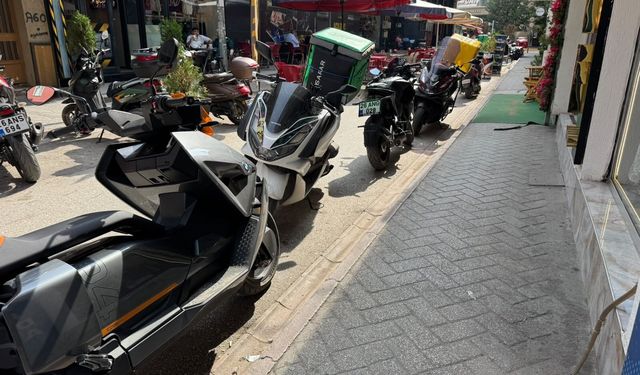Eskişehir'de Trafiğe Kapalı Sokaktaki Park İhlali Tepkisi