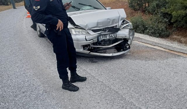 Eskişehir'de İki Otomobilin Çarpıştığı Kazada Yaralılar Var