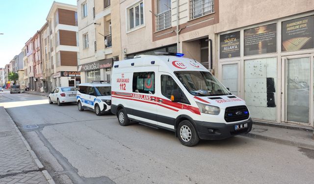Eskişehir'de Yataktan Düşen Adam Hayatını Kaybetti