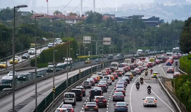 İstanbul’a Gidecekler Dikkat: Yağış Trafiği Yüzde 85’e Çıkardı